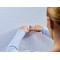 Tesa Vis Adhesives Ajustables pour Papier Peint et Platre - Pour Accrocher et Aligner des Objets jusqu'a  1 kg - Surfaces Delica