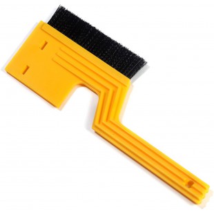 74160 Brosse a  Neige avec grattoir