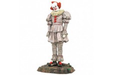 It 2 Pennywise statue