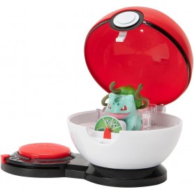 Pokemon Pikachu vs Bulbasaur attack game