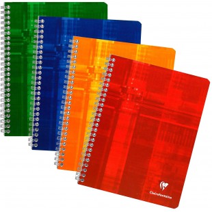 Clairefontaine 8812C Un Cahier a  Spirale - 17x22 cm - 224 Pages Petits Carreaux - Papier Blanc 90 g - Couverture Carte Pellicul