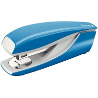 Leitz Agrafeuse de Bureau, Capacite 30 Feuilles, Bleu Clair, Boitier Metallique Ergonomique, Agrafes Incluses, Gamme NeXXt, 5502
