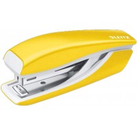 Leitz Mini-Agrafeuse, Capacite 10 Feuilles, Corps en Metal Ergonomique, Agrafes Incluses, WOW, 55281016 - Jaune