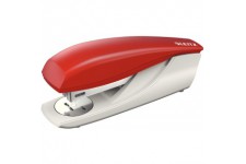 Leitz Agrafeuse de Bureau, Capacite 30 Feuilles, Rouge, Boitier Ergonomique, Agrafes Incluses, Gamme NeXXt, 55000025