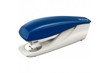 Leitz Agrafeuse de Bureau, Capacite 30 Feuilles, Bleu, Boitier Ergonomique, Agrafes Incluses, Gamme NeXXt, 55000035