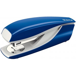 Leitz Agrafeuse de Bureau, Capacite 30 Feuilles, Bleu, Boitier Metallique Ergonomique, Agrafes Incluses, Gamme NeXXt, 55020035